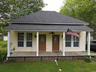 307 N Main St, Bald Knob, AR 72010