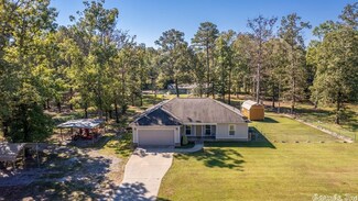 1413 Oakbend Dr, Little Rock, AR 72206