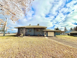 402 E 2nd St, Superior, WI 54880