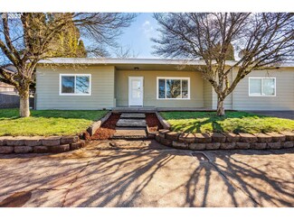 2226 SE 105th Ave, Portland, OR 97216