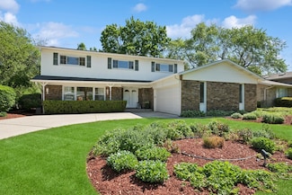 1227 Crane Blvd, Libertyville, IL 60048