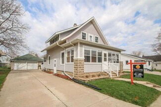 1522 Center St, Black Earth, WI 53515