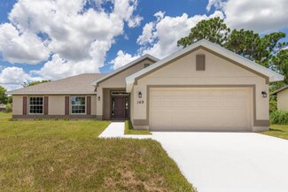 2565 SE Cooper Ln, Port St. Lucie, FL 34984