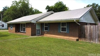 405 N 5th St, Clarendon, AR 72029