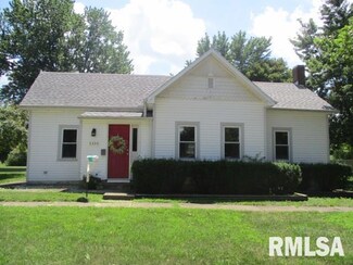 1320 2nd St, Henry, IL 61537