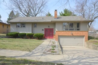 519 Blenheim Dr, Rockford, IL 61108