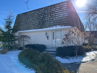 1312 Camellia Dr, Munster, IN 46321