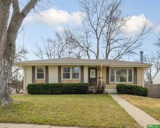 9103 Charles St, Omaha, NE 68114