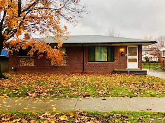 29161 Schoenherr Rd, Warren, MI 48088