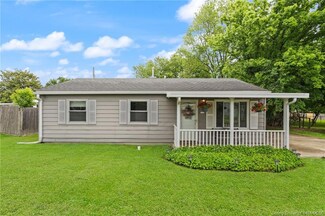 3110 Beacon Dr, New Albany, IN 47150