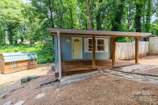 140 Fairway Ln, Gastonia, NC 28054