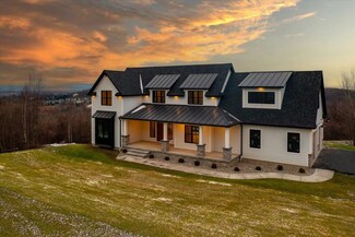 326 Bluff Ln, Georgia, VT 05478