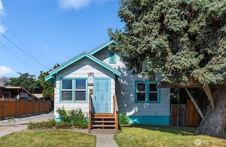 1004 S Chelan Ave, Wenatchee, WA 98801