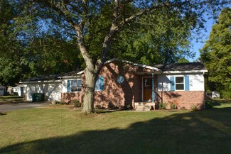 415 S Meridian St, Greentown, IN 46936