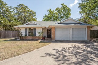 800 Val Verde Dr, College Station, TX 77845
