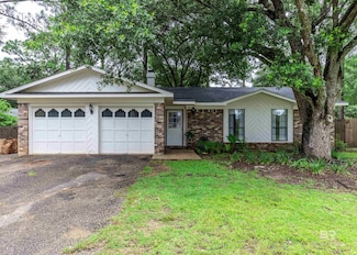 100 Straford Ct, Daphne, AL 36526