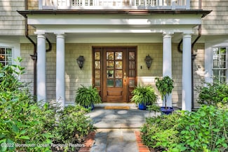 1 Evergreen Dr, Rumson, NJ 07760