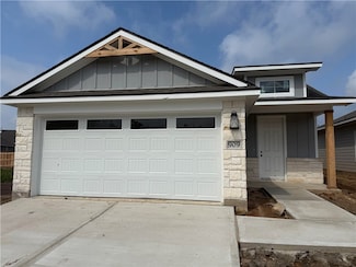 909 Fork Ct, College Station, TX 77845