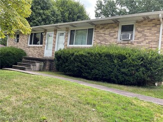 3206 Leland Dr Unit 3208, East Liverpool, OH 43920