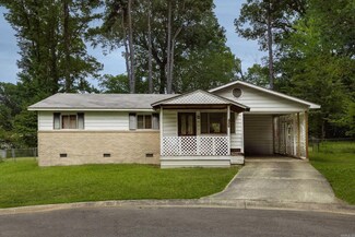9404 Hollaman Cir, Little Rock, AR 72209