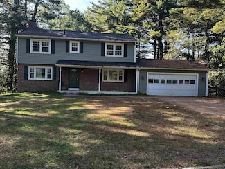 29 Dickens St, Nashua, NH 03062