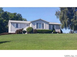 8417 Centerport Rd, Port Byron, NY 13140
