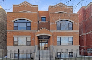 2147 W Evergreen Ave Unit 201, Chicago, IL 60622