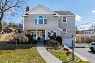26 Bradford St, Hawthorne, NY 10532