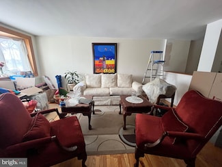 2817 Willits Rd, Philadelphia, PA 19114