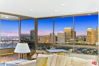 10350 Wilshire Blvd Unit 3, Los Angeles, CA 90024