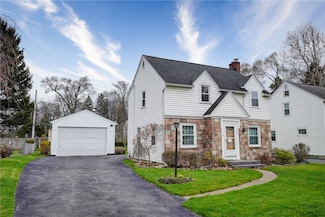 805 Hinchey Rd, Rochester, NY 14624