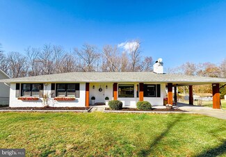 8008 James Russell Rd, Manassas, VA 20112