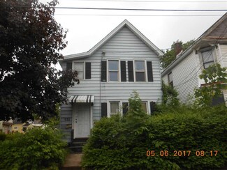 932 Pleasant St, Schenectady, NY 12303