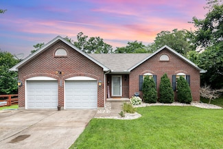 2711 Benjamin Ln, Hebron, KY 41048