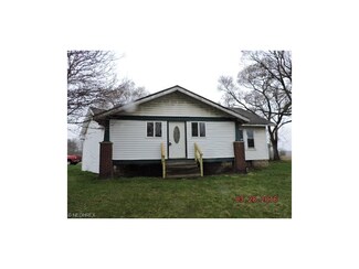 8419 State Route 305, Burghill, OH 44404