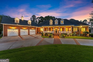 6707 Summer Crest Ct, Flowery Branch, GA 30542