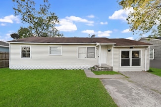 9306 Chesterfield Dr, Houston, TX 77051