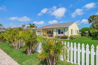 127 Flamingo Ave, Daytona Beach, FL 32118