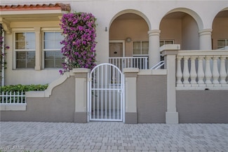 2110 W First St Unit 102, Fort Myers, FL 33901