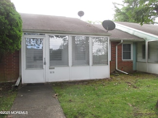 52D Cambridge Ct Unit 52D, Lakewood, NJ 08701