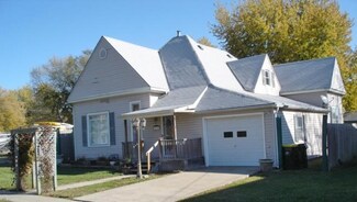 205 N 6th St, Savannah, MO 64485