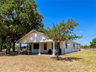 3297 State Hwy 320 (+ -2 Acres), Lott, TX 76656