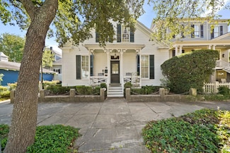 1107 Church St, Galveston, TX 77550