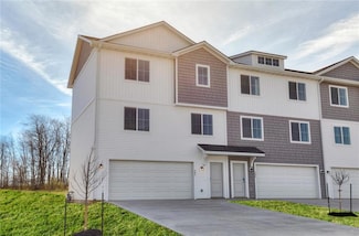 193 NE 56th St, Pleasant Hill, IA 50327