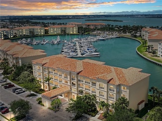 17 Harbour Isle Dr W Unit 3, Fort Pierce, FL 34949