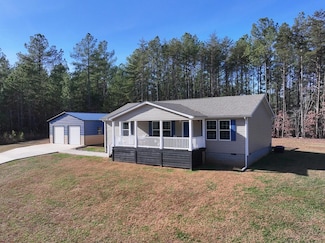 1205 Flat Top Cove Rd, Gretna, VA 24557