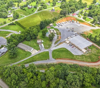 116 Circle Rd, Newport, TN 37821