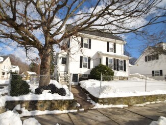3 Reserve St, Malden, MA 02148