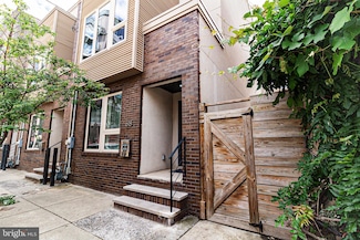 618 N American St, Philadelphia, PA 19123