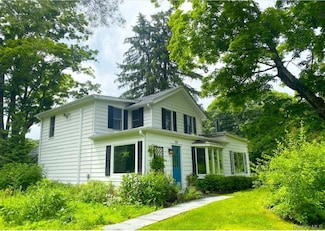 1640-1642 Bulls Head Rd, Clinton Corners, NY 12514